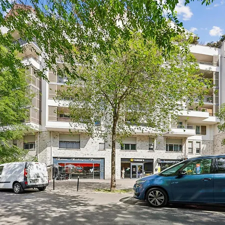 Apartment Modern With Free Garage *
